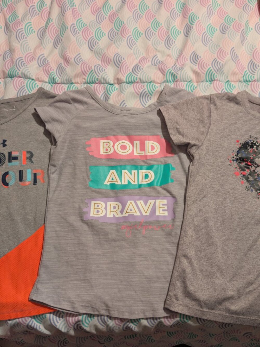 Under Armour kids T shirt LOT (3) size 6